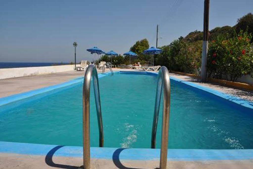 Haritos Hotel - Geothermal Hot Swimming Pool Mandraki  Екстер'єр фото